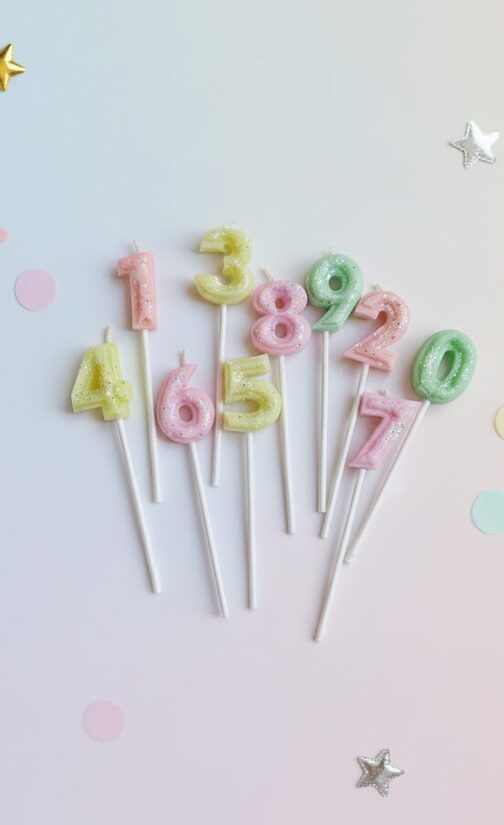 Pirmā gada ciparu sveces: no 1. līdz 11. mēnešiem + 1 gads